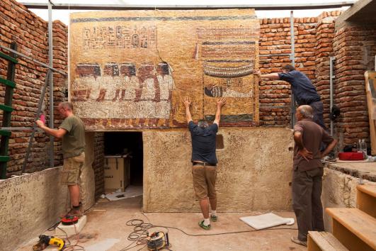 How They Made A High-Tech Replica Of King Tut’s Tomb