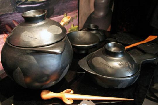 'Witches' Kitchen Kitchenware by Tord Boontje - Artecnica