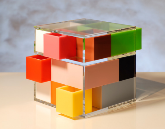 Emmanuelle Moureaux: Puzzle Box