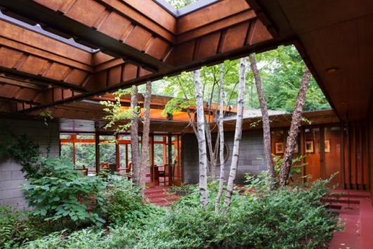 How to Sell a Frank Lloyd Wright House