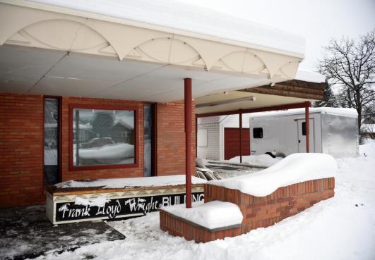 Developer Bulldozes Frank Lloyd Wright Building as Preservationists Rushed to Save It