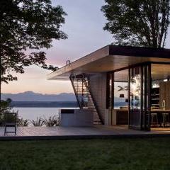 Case Inlet Retreat by MW Architects