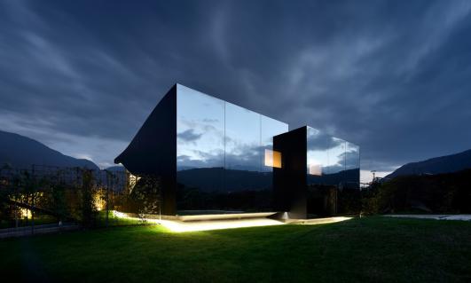 Mirror House by Peter Pichler