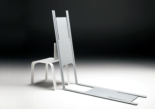 Thin Chair by Junio Design 